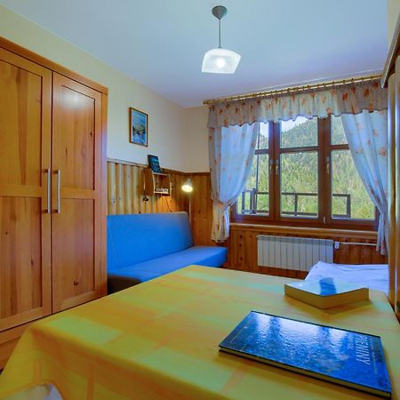 Schronisko Pttk Trzy Korony Bed & Breakfast Sromowce Niżne Екстериор снимка