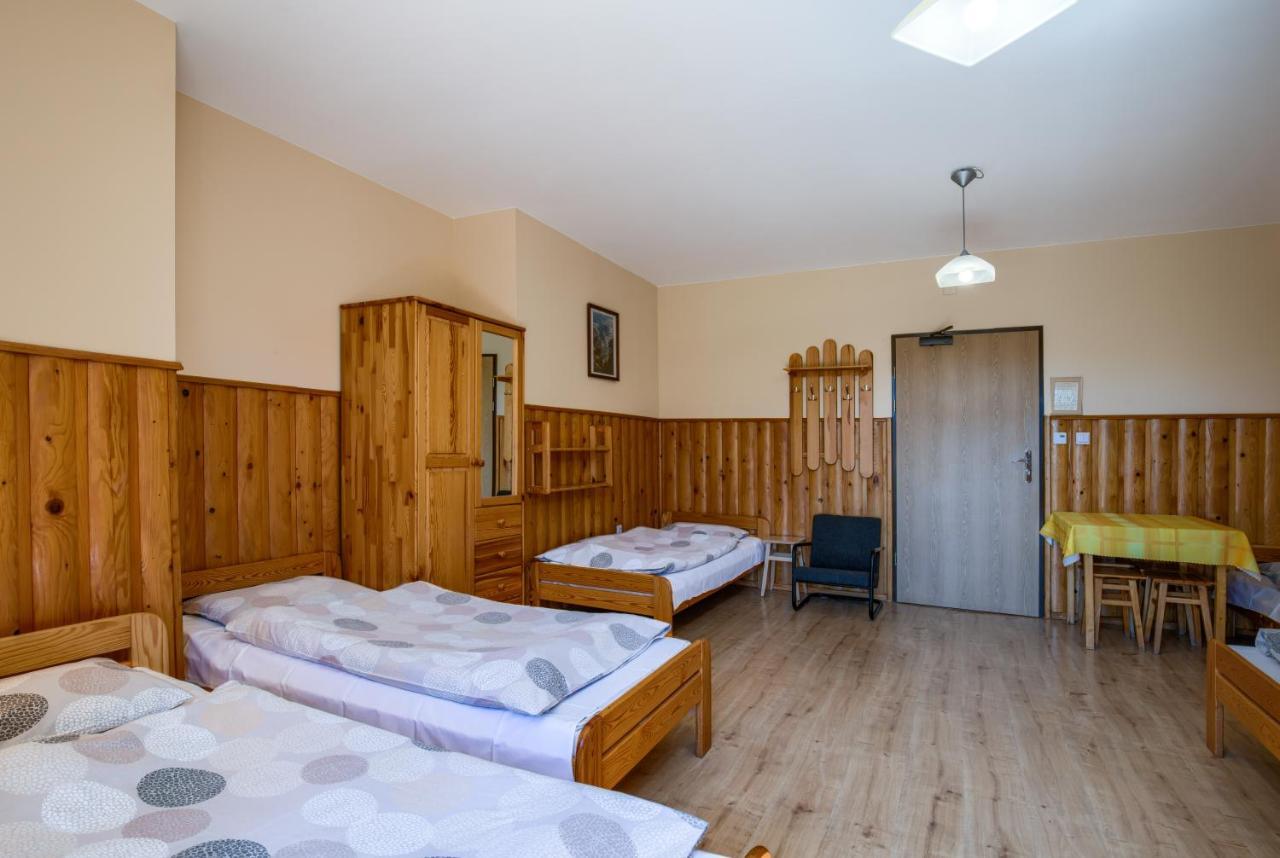 Schronisko Pttk Trzy Korony Bed & Breakfast Sromowce Niżne Екстериор снимка