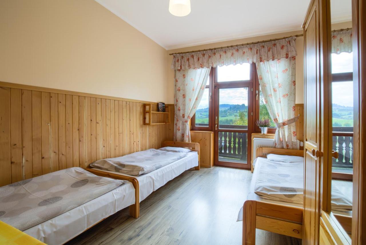 Schronisko Pttk Trzy Korony Bed & Breakfast Sromowce Niżne Екстериор снимка