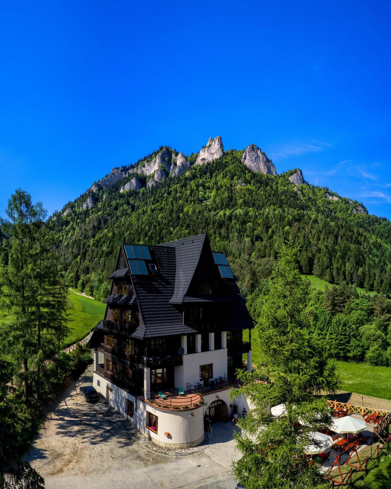 Schronisko Pttk Trzy Korony Bed & Breakfast Sromowce Niżne Екстериор снимка