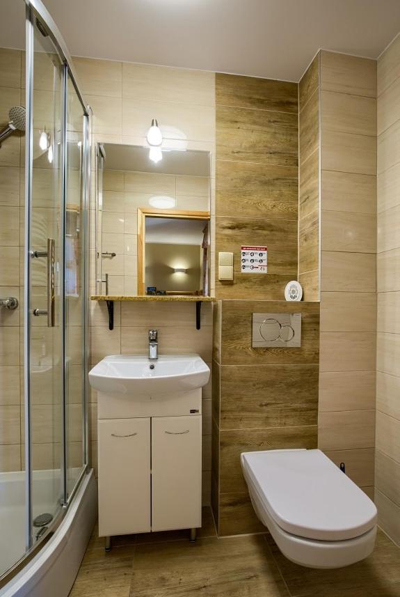 Schronisko Pttk Trzy Korony Bed & Breakfast Sromowce Niżne Екстериор снимка